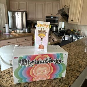 Biginto Energy Box checked card only